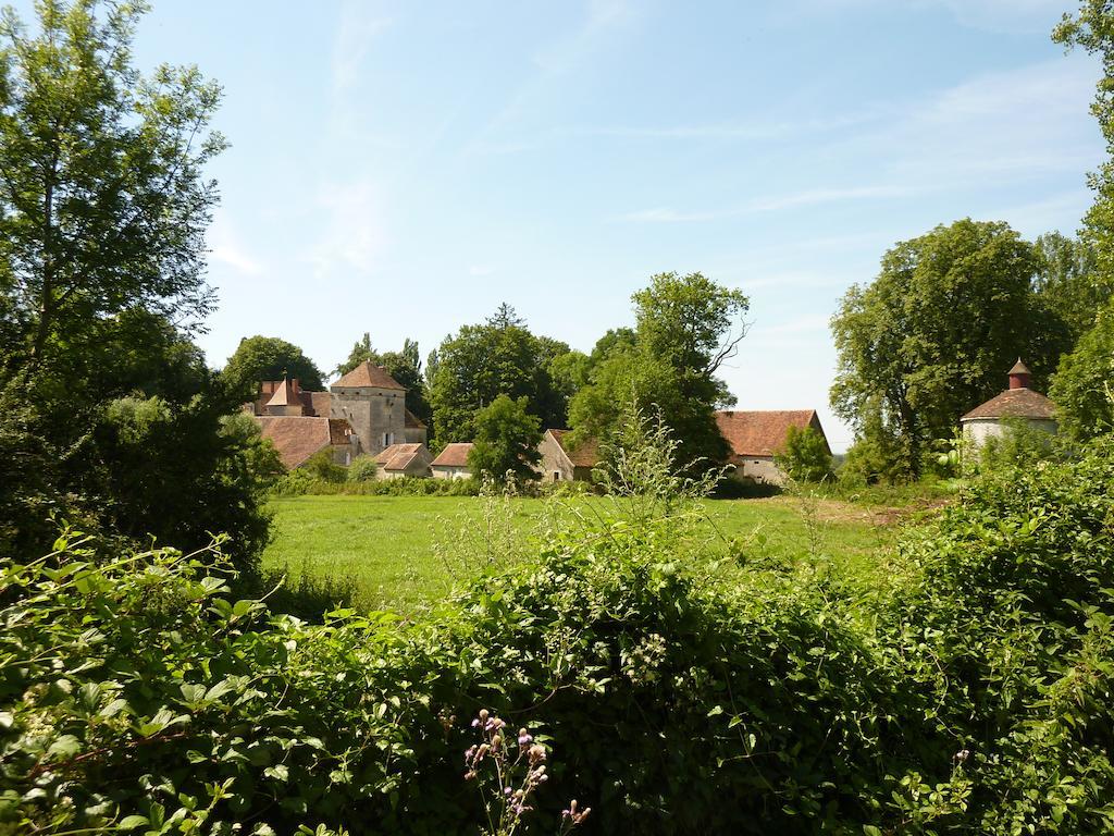 Chateau De Vesset Tréteau Buitenkant foto