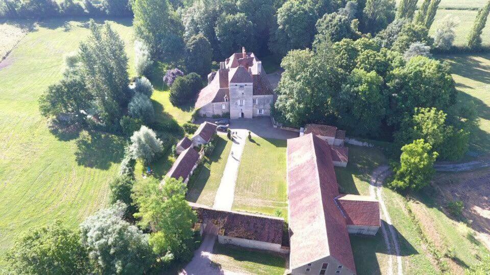 Chateau De Vesset Bed and Breakfast Tréteau Buitenkant foto